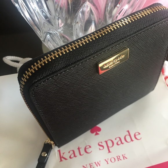 Kate spade zipper wallet - Picture 3 of 6